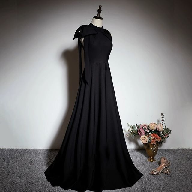 DreesHouse-Sleeveless Plain A-Line Evening Gown