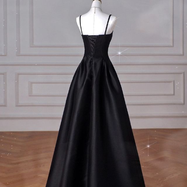 DreesHouse-Spaghetti Strap Plain A-Line Evening Gown