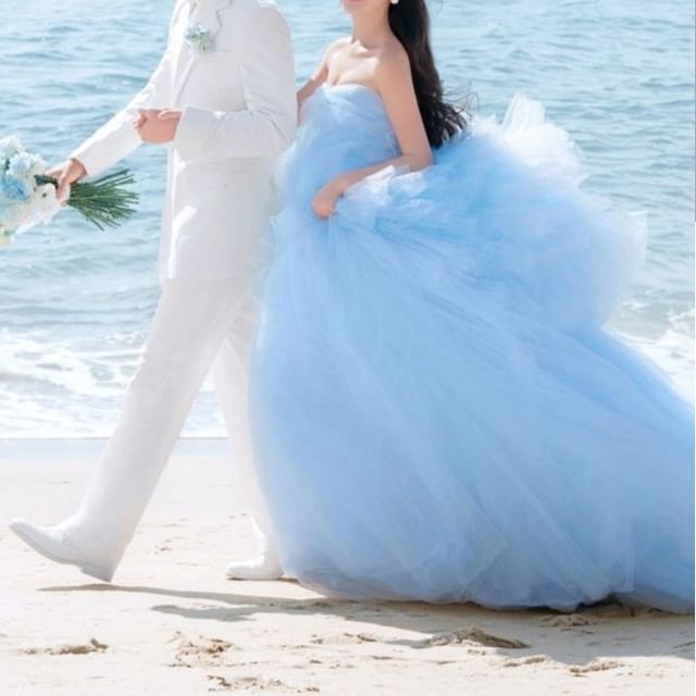 DreesHouse-Strapless Plain Tiered Wedding Gown