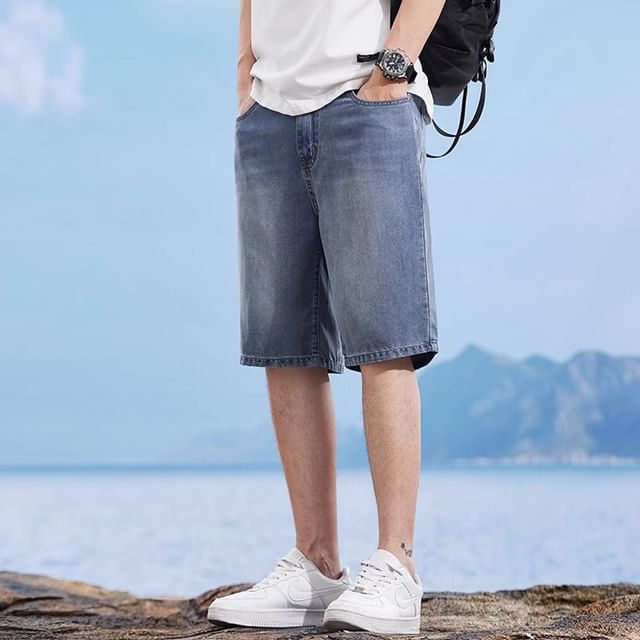 Dukakis-Mid Rise Washed Denim Shorts