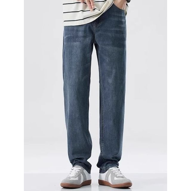 Dukakis-Mid Rise Washed Straight Leg Jeans