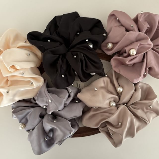 enthice-Faux Pearl Fabric Scrunchie