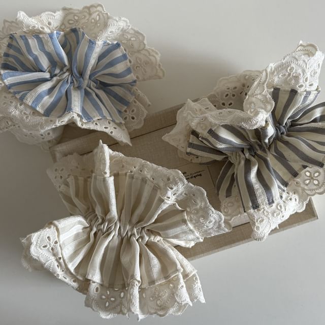 enthice-Lace Trim Striped Fabric Scrunchie