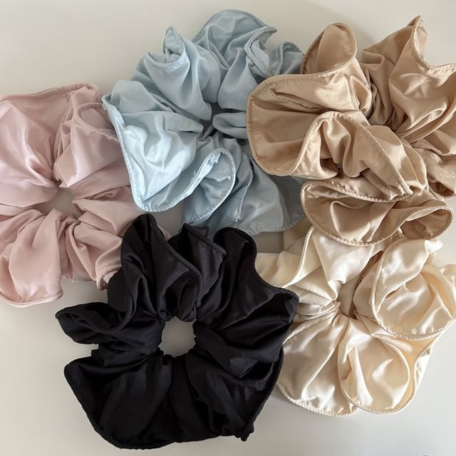 enthice-Plain Shirred Scrunchie