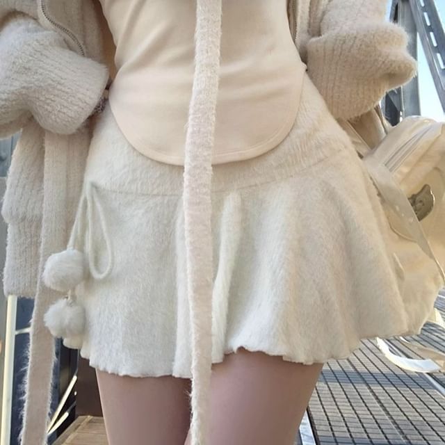 Essere-High Waist Plain Mini Skirt