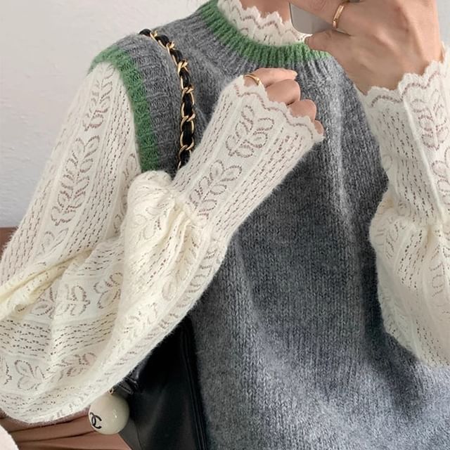 Essere-Long Sleeve Mock Neck Plain Lace Top