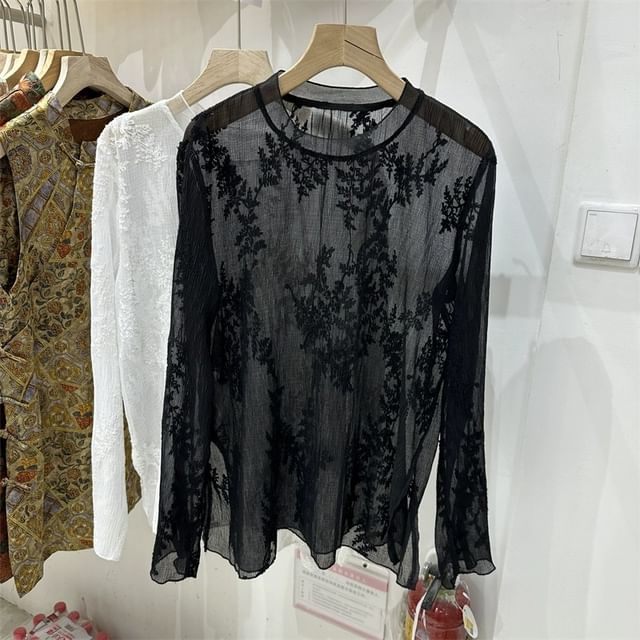 Essere-Long Sleeve Round Neck Plain Slit Lace Top