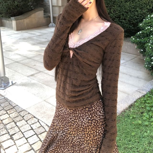 Essere-Long-Sleeve V-Neck Mock Two Piece Top