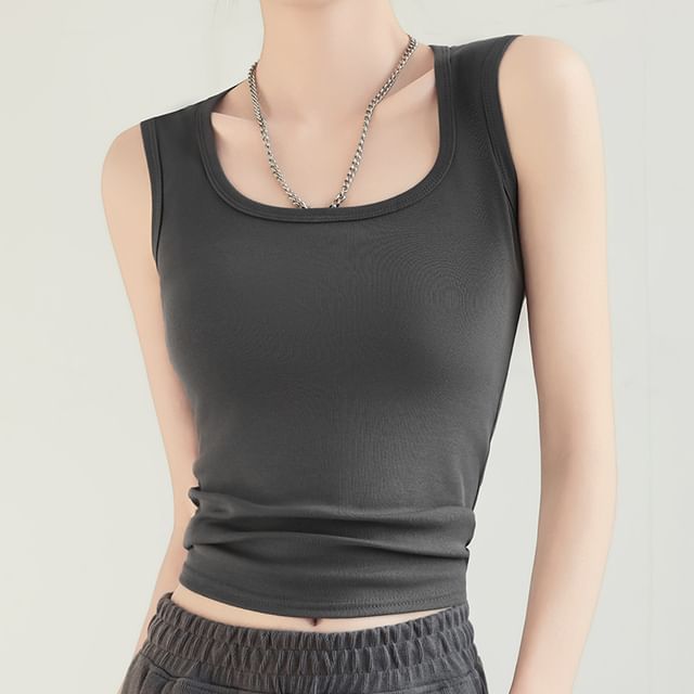 evanesce-Scoop Neck Plain Padded Tank Top