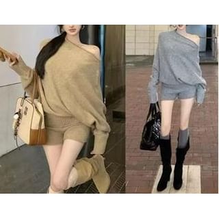 Everose-Batwing-Sleeve Off Shoulder Plain Knit Top
