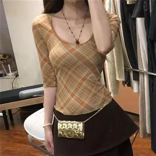 Everose-Elbow-Sleeve Scoop Neck Plaid Tee