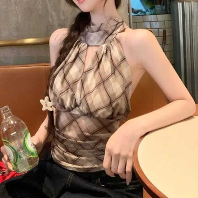Everose-Halter Mock Neck Plaid Ruched Top