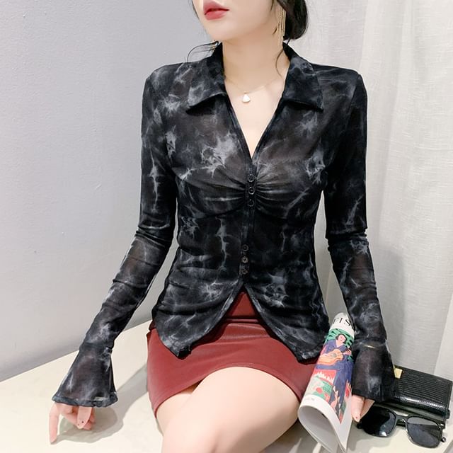 Everose-Long-Sleeve Collared V-Neck Tie-Dye Ruched Blouse