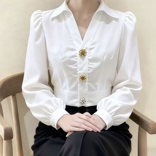 Everose-Long-Sleeve V-Neck Collared Button-Up Plain Crop Blouse