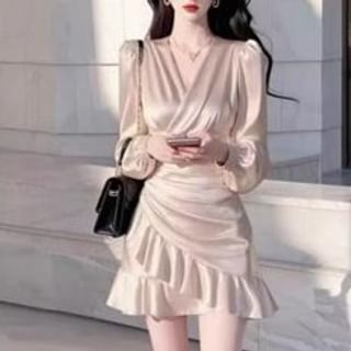 Everose-Long-Sleeve V-Neck Plain Asymmetrical Ruffle Trim Mini A-Line Dress