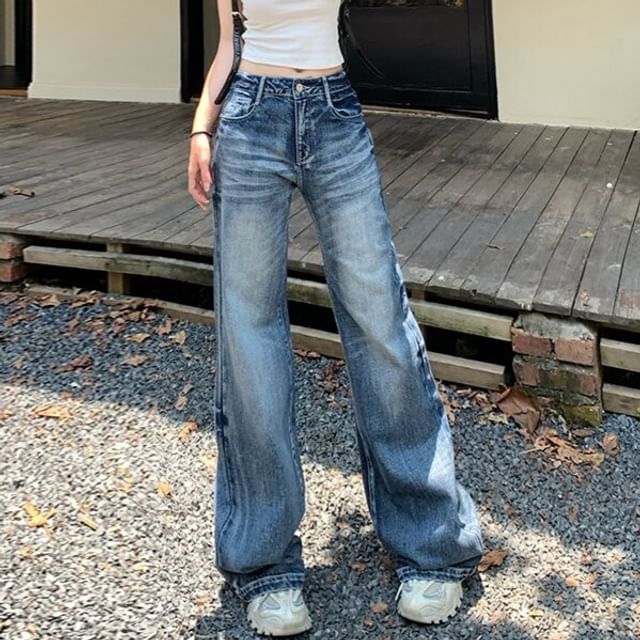 Everose-Mid Rise Washed Flared Jeans
