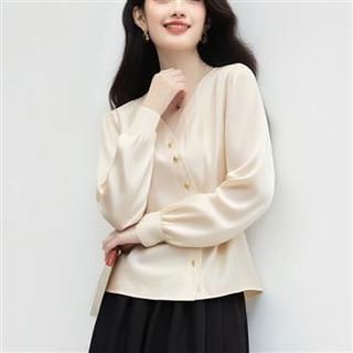 Everose-Puff-Sleeve Plain Asymmetrical Button-Up Blouse