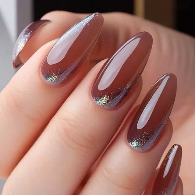 Fainie-Glitter Almond Press On Nails