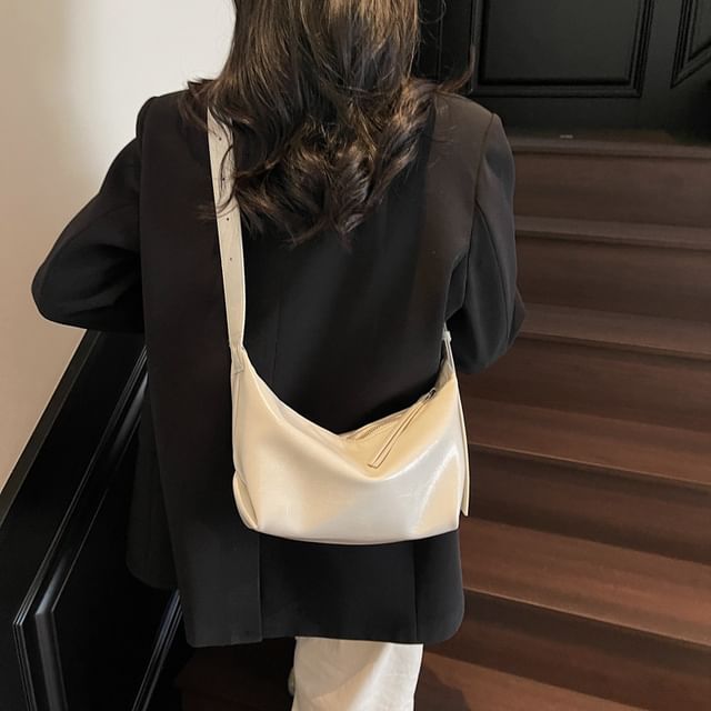FAYLE-Zip Faux Leather Shoulder Bag