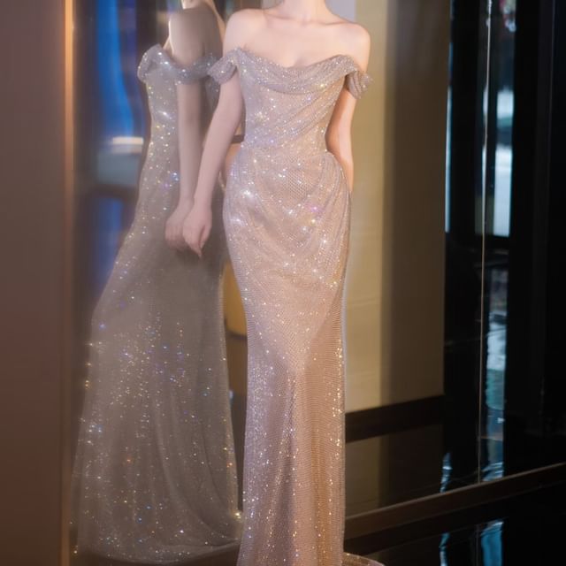 Fioridi-Off Shoulder Glitter Sheath Evening Gown