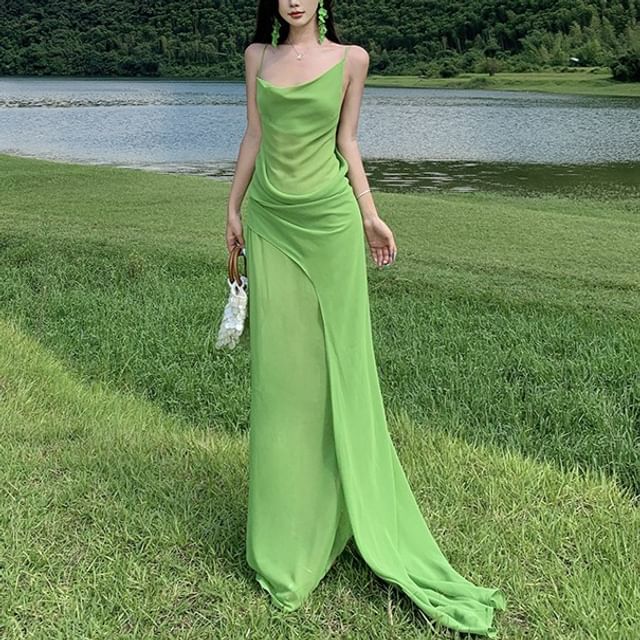 Fioridi-Spaghetti Strap Cowl Neck Plain Open Back Maxi Sheath Dress