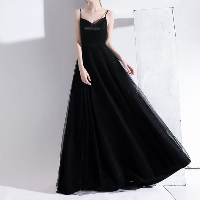 Fioridi-Spaghetti Strap V-Neck Plain A-Line Evening Gown