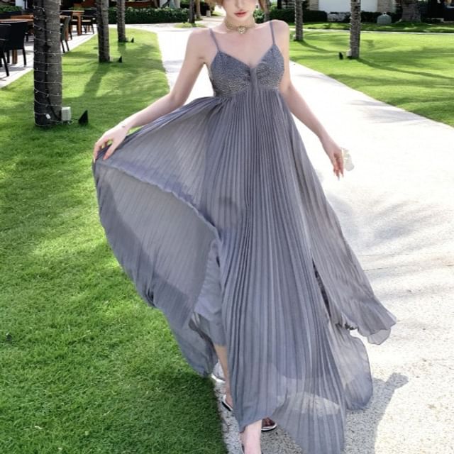 Fioridi-Spaghetti Strap V-Neck Plain Rhinestone Pleated Maxi A-Line Dress