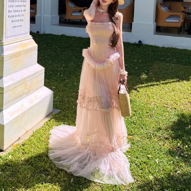Fioridi-Strapless Lace Maxi A-Line Dress