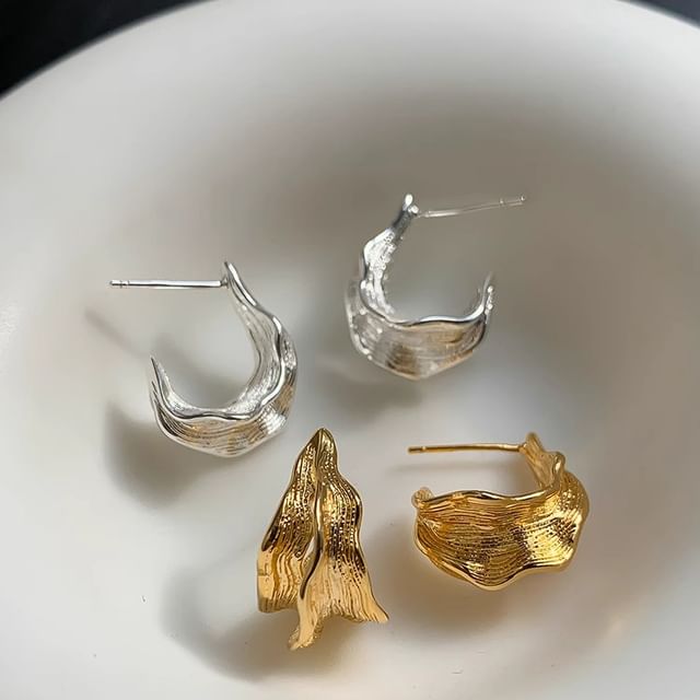 Fireflicka-Curved Brushed Half Hoop Earring