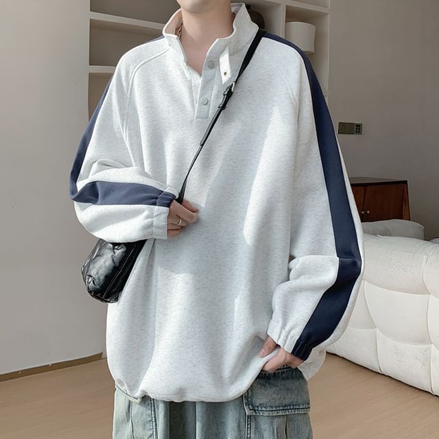 FOEV-Mock Neck Two Tone Sweatshirt
