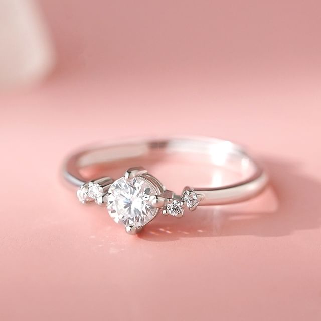 FOON-999 Silver Rhinestone Bangle