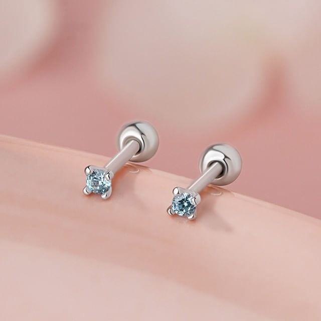 FOON-999 Silver Rhinestone Ear Stud