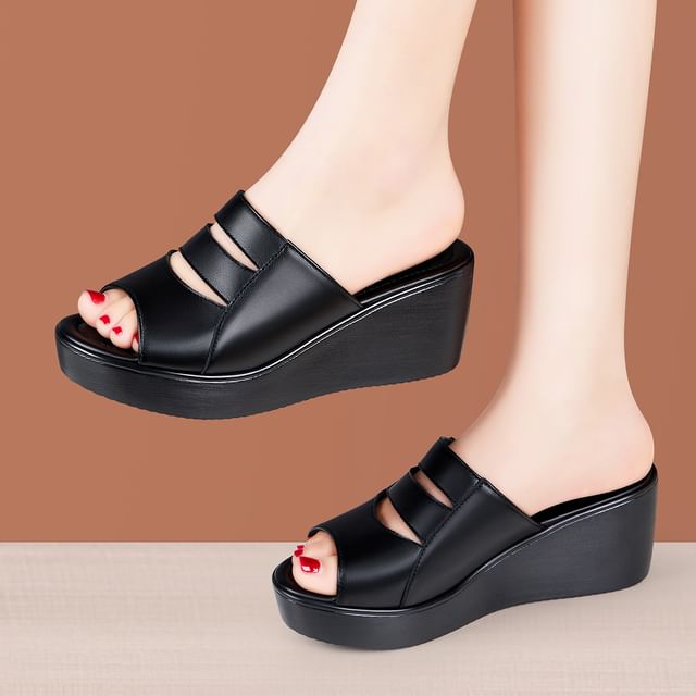 Freesia-Platform Cutout Slide Sandals