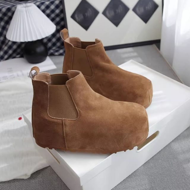 Freesia-Platform Faux Suede Chelsea Boots