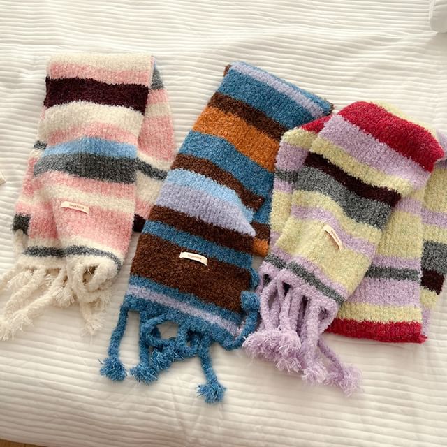 Frior-Color Block Fringed Knit Scarf