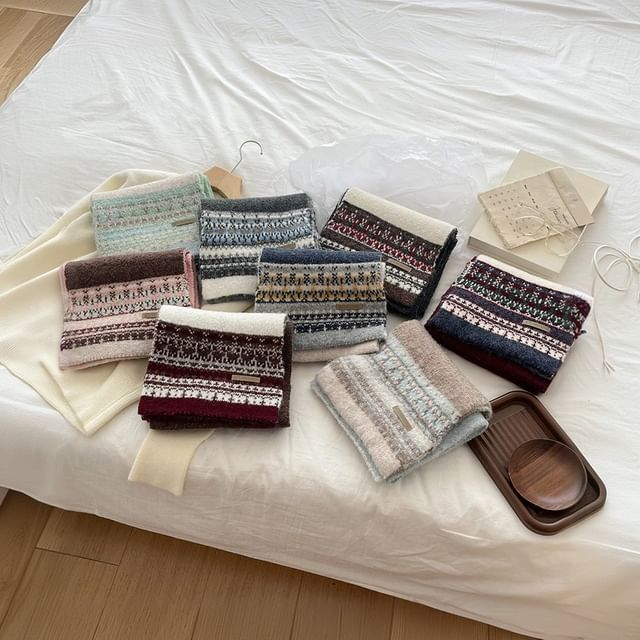 Frior-Jacquard Knit Scarf