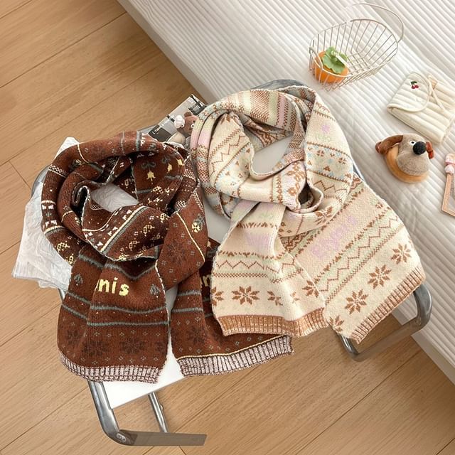 Frior-Jacquard Knit Scarf