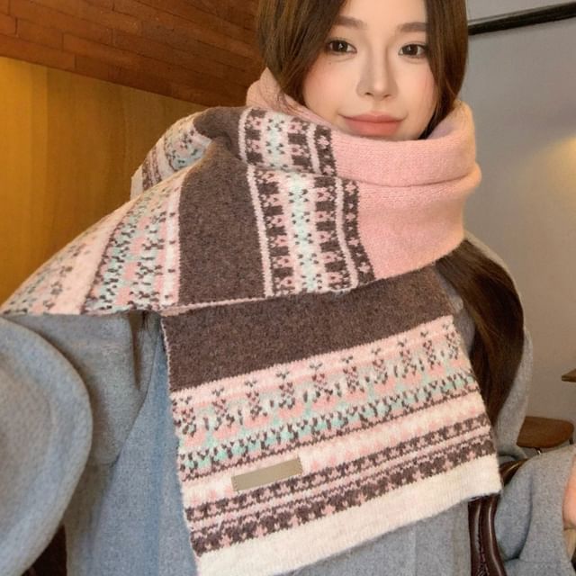 Frior-Jacquard Knit Scarf