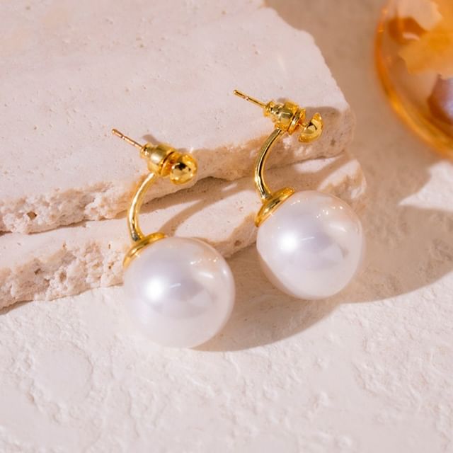 Gaya-Faux Pearl Ear Jacket