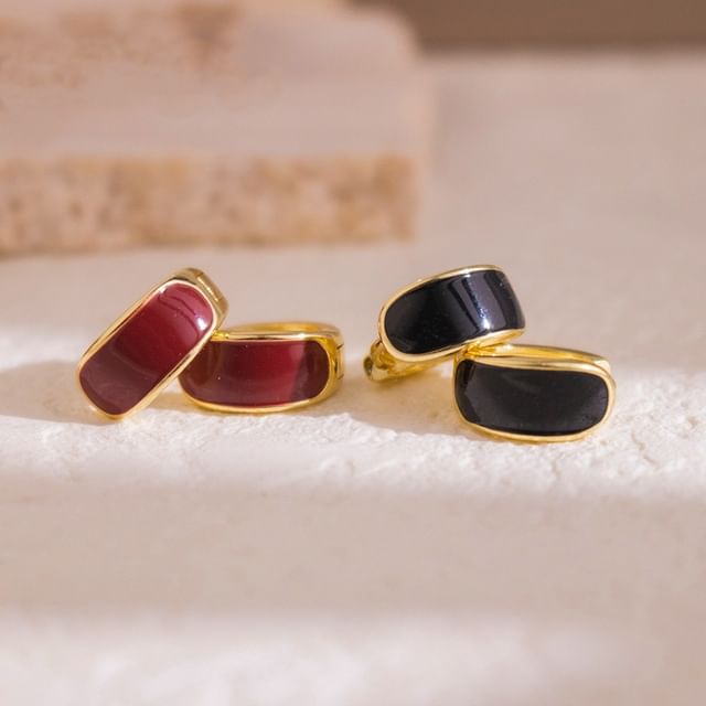 Gaya-Glaze Alloy Huggie Earring