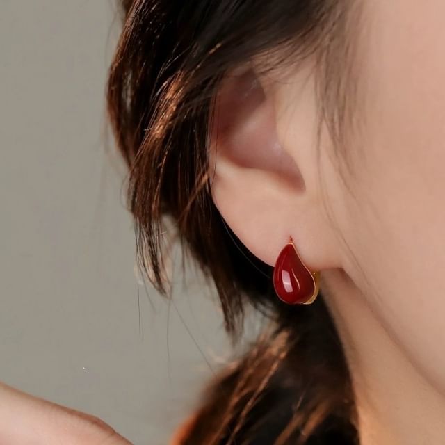 Gaya-Glazed Huggie Earring