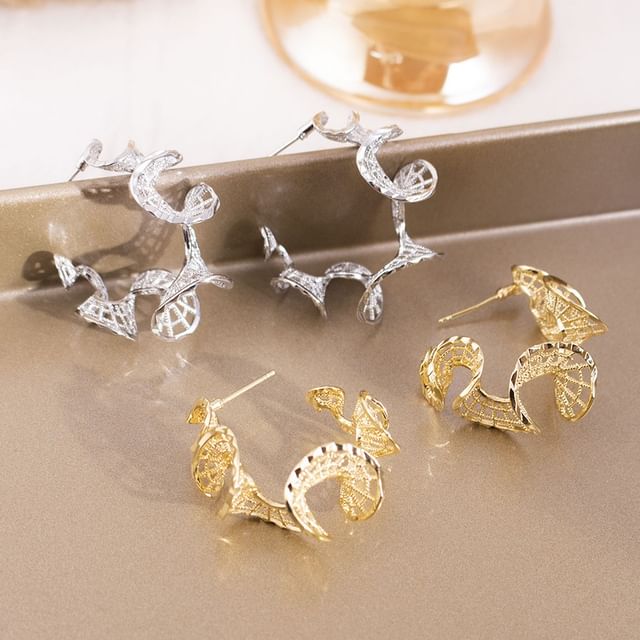 Gaya-Irregular Perforated Open Hoop Earring
