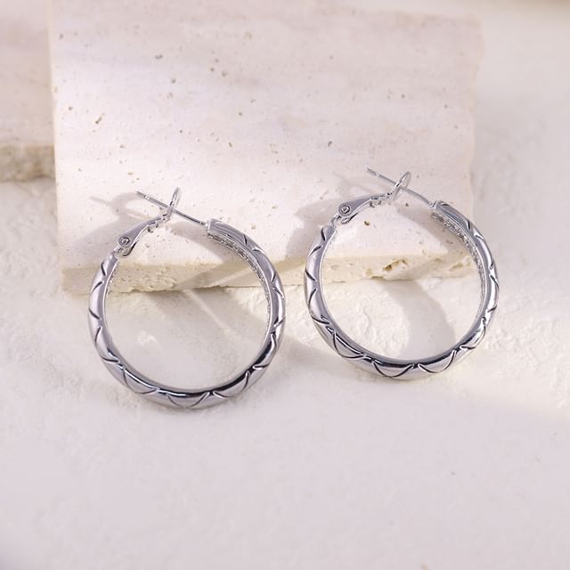 Gaya-Textured Alloy Leverback Hoop Earring