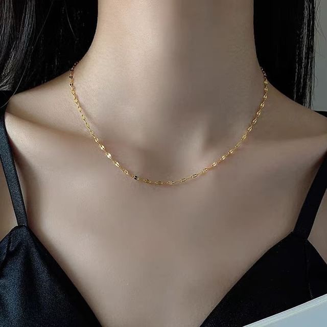 Gaya-Thin Necklace