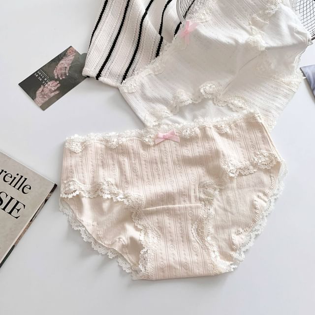 Gecko-Bow Lace Trim Panty