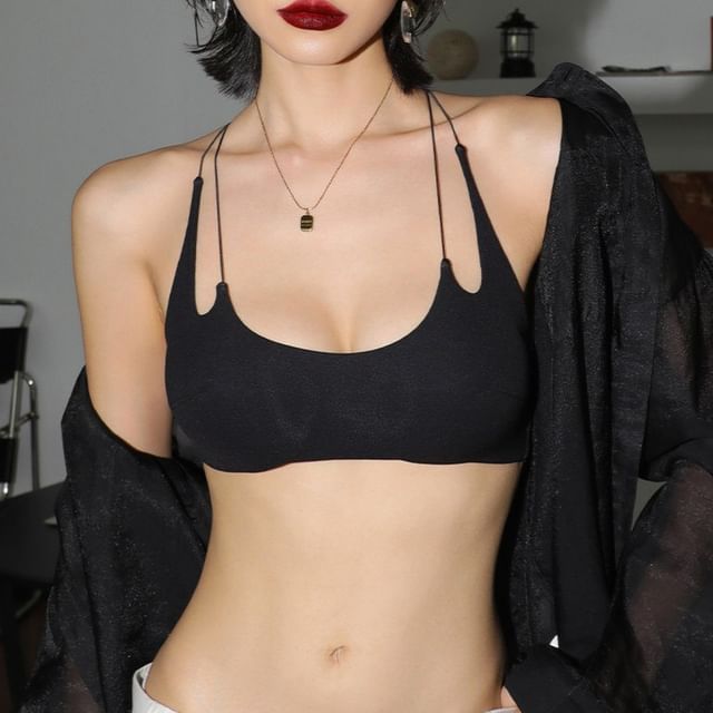 Gecko-Halter Neck Plain Wireless Bra Cutout Panty Set