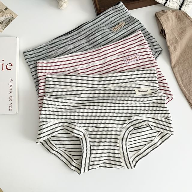 Gecko-Striped Panties