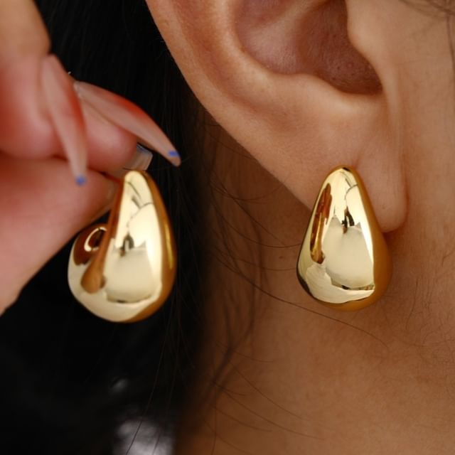 Gemsha-Glossy Drop Earring