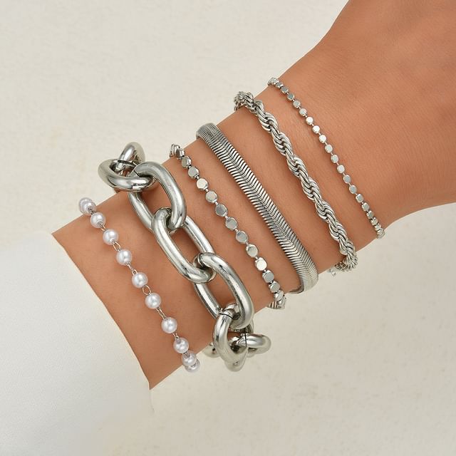 Gemsha-Set of 6 Silver Tone Bracelet