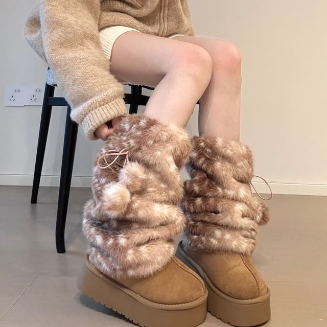 Gentiana-Fluffy Leg Warmers